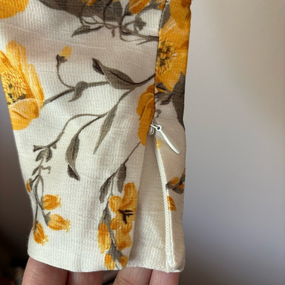 Bec + Bridge Floral Blouse 4 - Picture 3 of 8